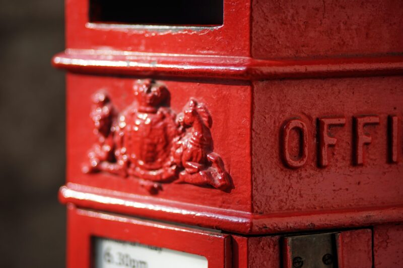 Cat campaigns to restore postbox service